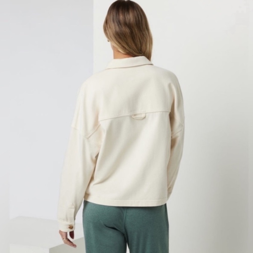 Vuori Mackenzie Cropped Button Shirt Jacket Shacket Natural Large - Picture 2 of 16